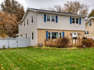 3021 38th St, Des Moines, IA 50310