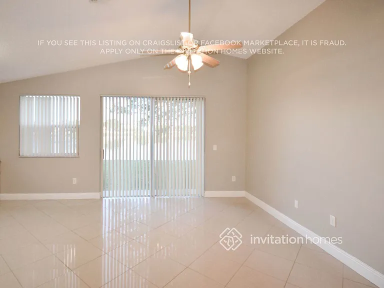 1544 NW 158th Ave — Photo 3