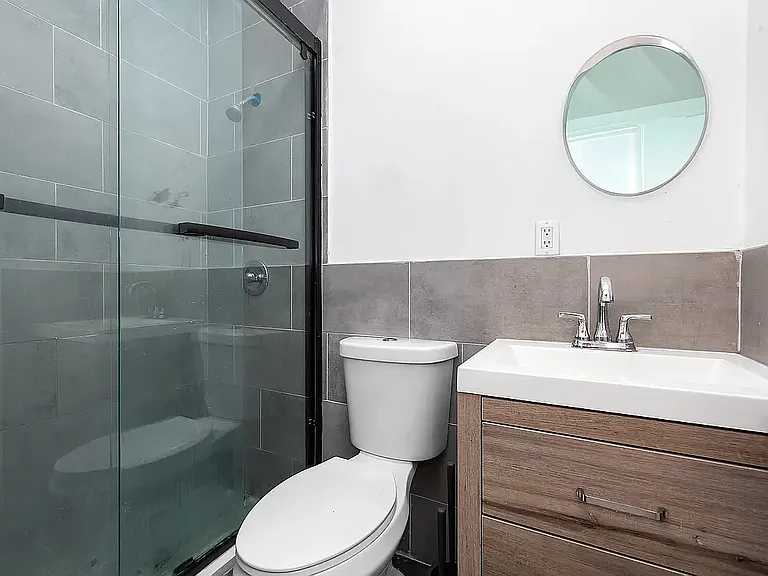 789 Willoughby Ave #3 — Photo 8