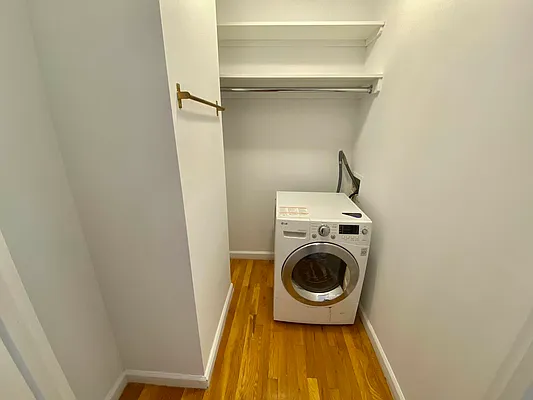 Rented by JM Preston Properties LLC | media 6