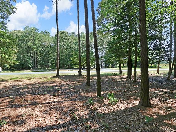 5th image of 93 Olde Mill Ln