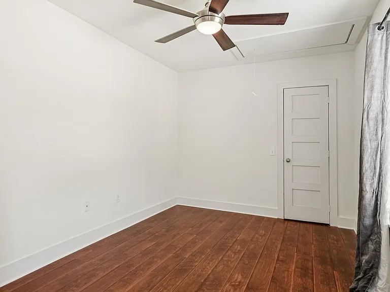 422 N Marlborough Ave — Photo 14