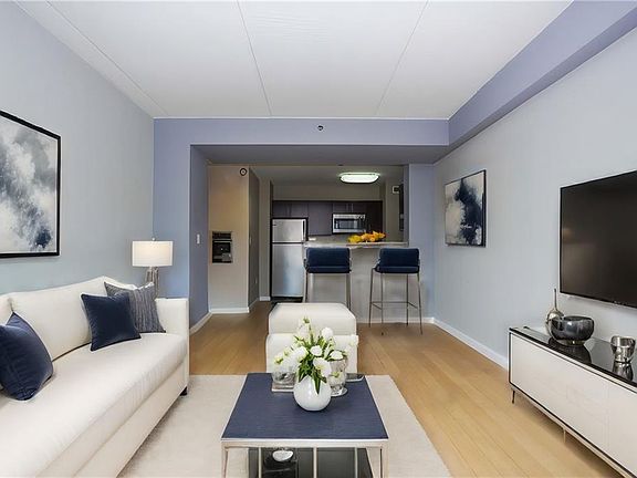 3rd image of 535 W 52nd St APT 9D