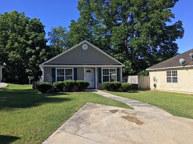 1st image of 3004 Schroer Dr