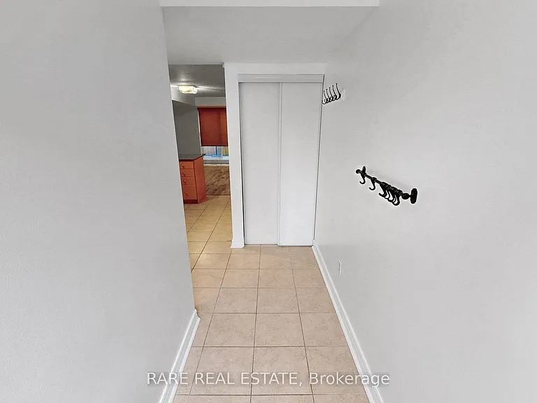 21 Ruttan St #140 — Photo 7