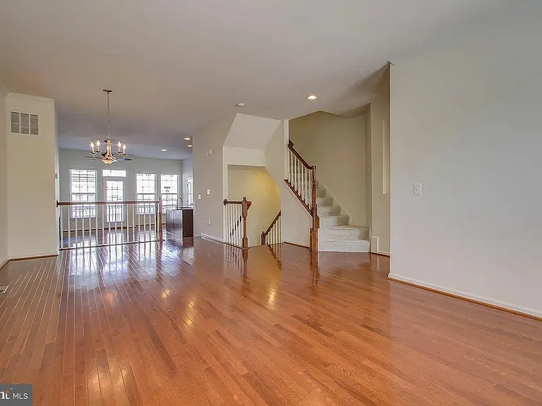22648 Vienna Green Ter — Photo 5