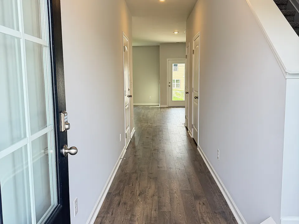 2030 Widgeon Point