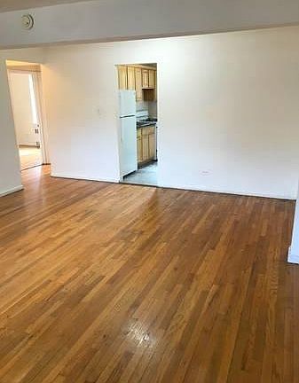 2nd image of 216-10 77ave 1h Bayside N #1H