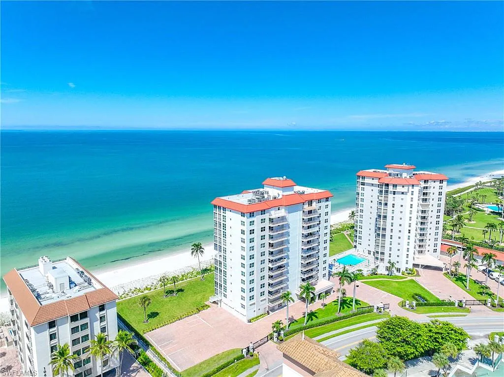 2 bed, 2.0 bath, 1675 sqft, $9,000 — Photo 3