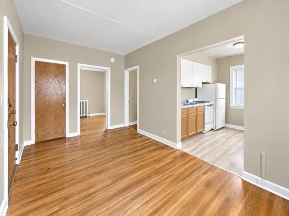 470 Herschel St, Saint Paul, MN 55104