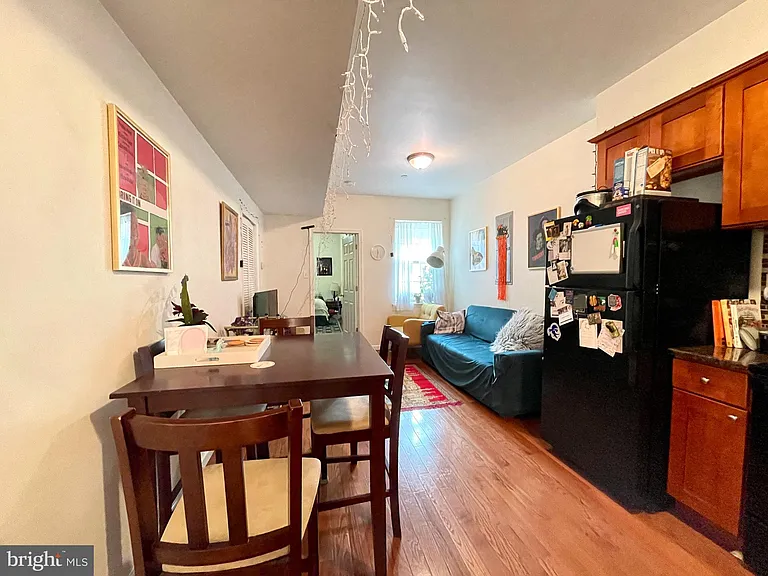 1131 Green St #2 — Photo 16