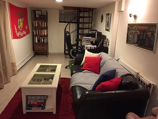 Rented by Standard Living Realty Inc | media 41