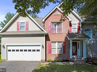284 Larkspur Ln, Martinsburg, WV 25403