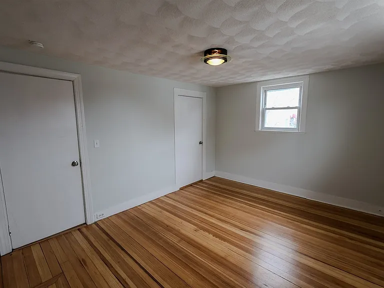 60 Essex St #2 — Photo 18