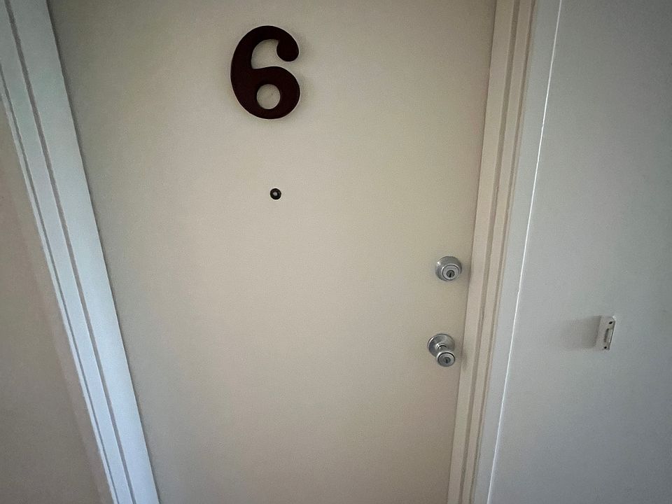 1st image of 246 N Carondelet St APT 6