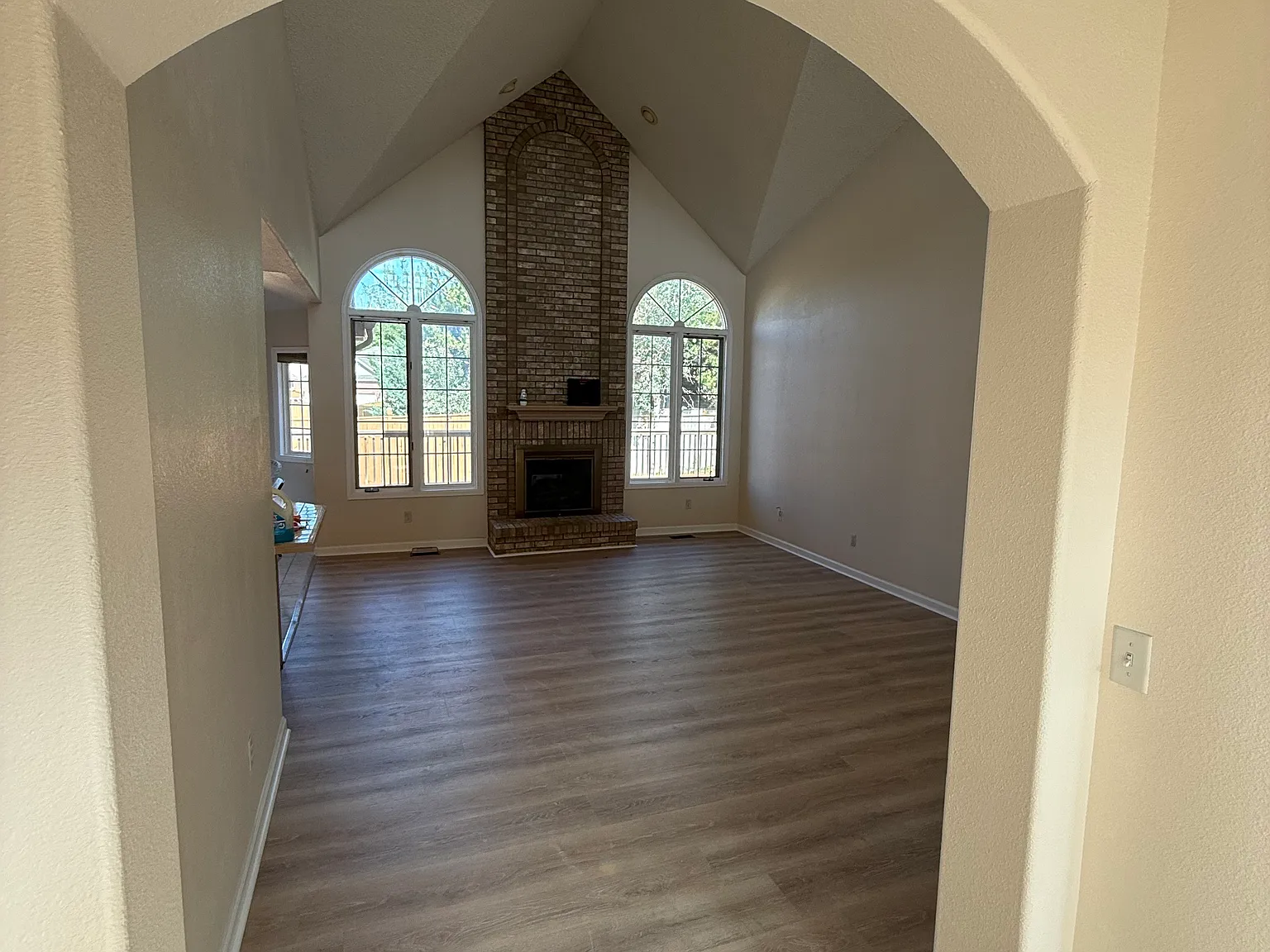 5485 S Jasper Ct — Photo 3