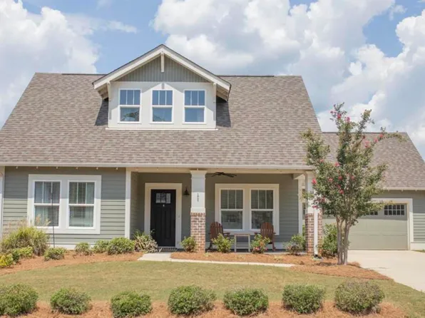 7600 Paine Dr, Trussville, AL 35173