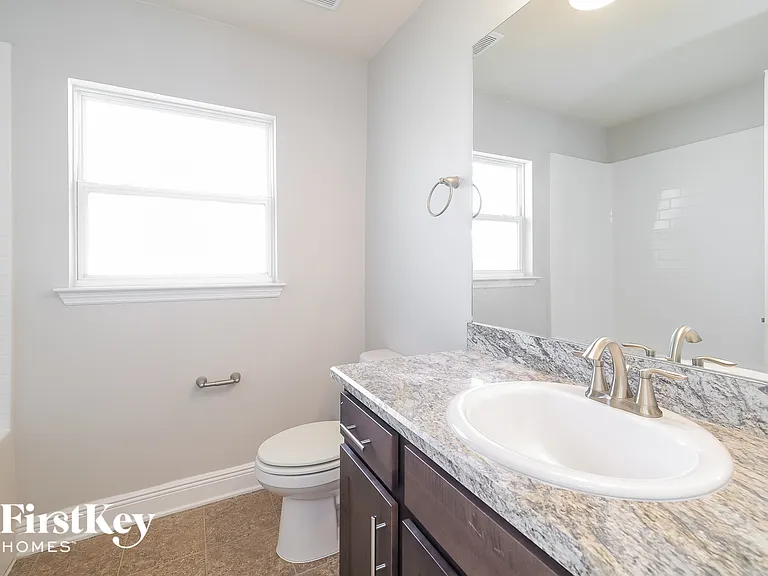 805 Colville Dr — Photo 13