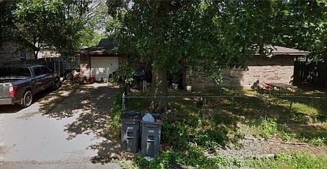 1st image of 216 Randal St