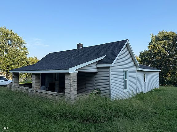 4th image of 726 Heltonville Rd