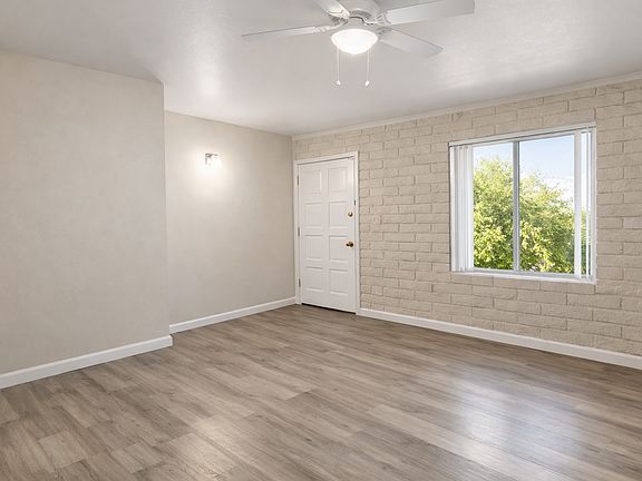 5th image of 18041 N 40th Pl