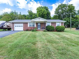 1004 Susan Dr, New Market, TN 37820