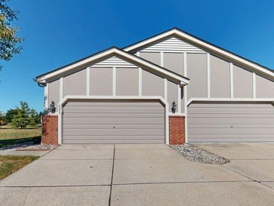 42407 Creekside Dr, Clinton Township, MI, 48038