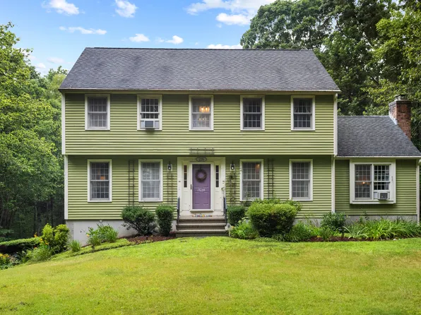 226 Village Pond Road, Guilford, CT 06437