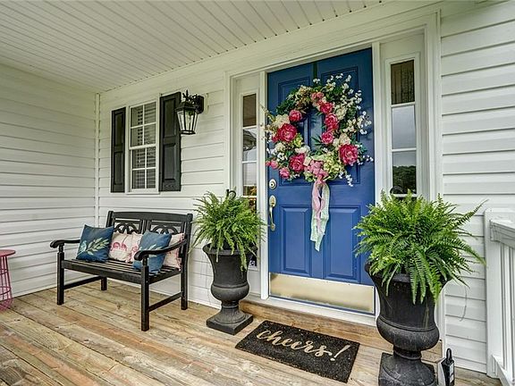 4th image of 2036 Babbling Brooke Ln