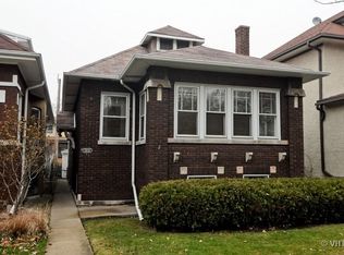 2910 W Wilson Ave, Chicago, IL 60625