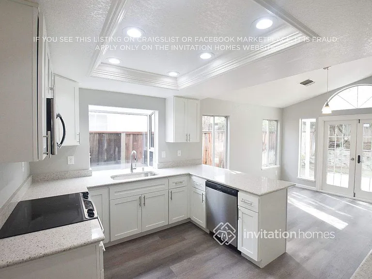 4408 Elk Dr — Photo 7