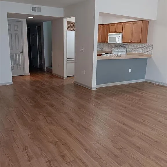 4419 SW 20th Ln — Photo 7