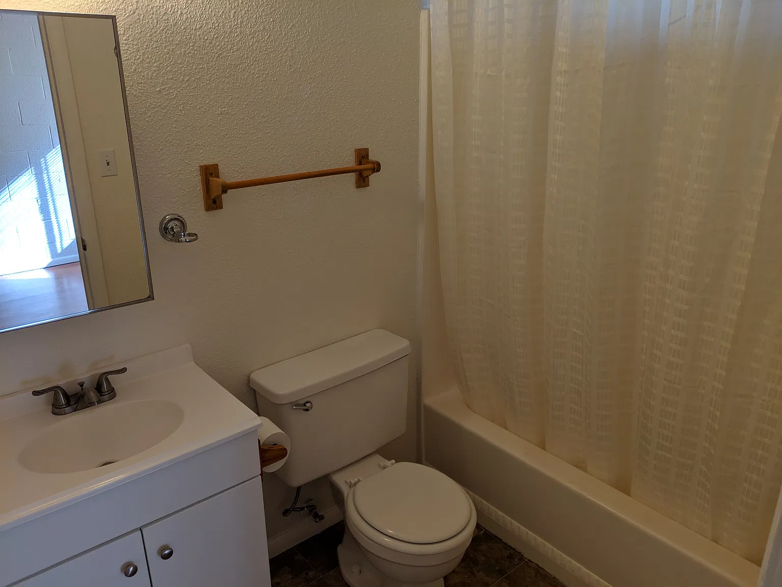 607 W Tucson Ave — Photo 3