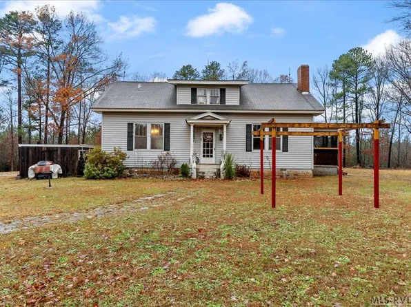 2069 Alvis Rd, La Crosse, VA 23950