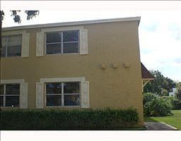 4th image of 10792 La Placida Dr APT 4-6