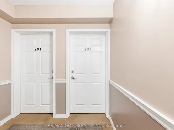 1340 Main St E #202, Milton, ON L9T 7S6