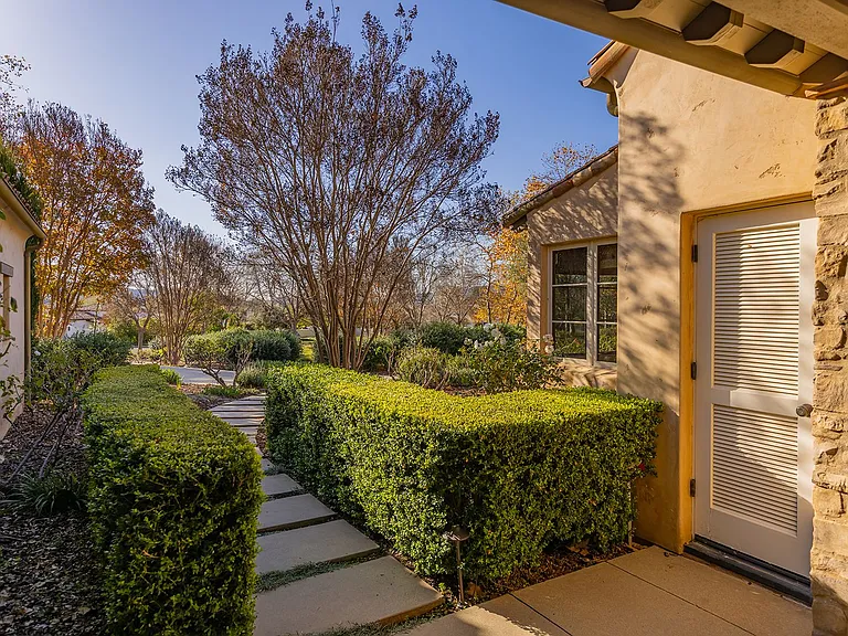 12969 Blue Heron Cir — Photo 9