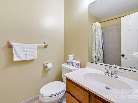 5th image of 6844 Silverwood Ln