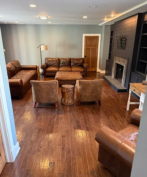 125 W Naperville Rd — Photo 8