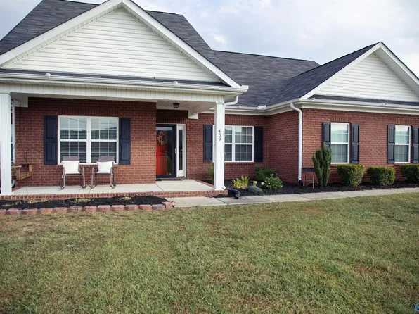 459 Sharps Cove Rd, Gurley, AL 35748