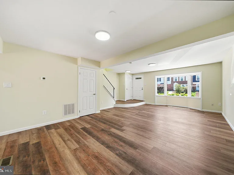 417 Sternwheeler Ct — Photo 11