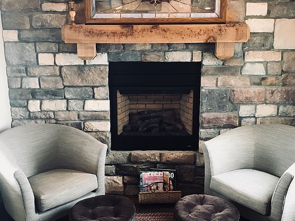 Hearth room