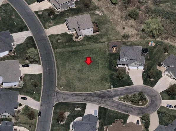 1626 Fallbrooke Ct, Hastings, MN 55033