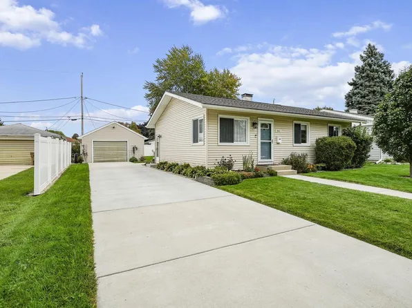 8543 20th AVENUE, Kenosha, WI 53143