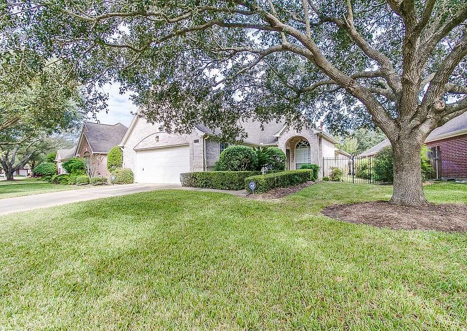 1st image of 1835 Fantasy Woods Dr