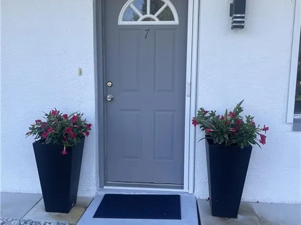 132 Belina DR #7, NAPLES, FL 34104
