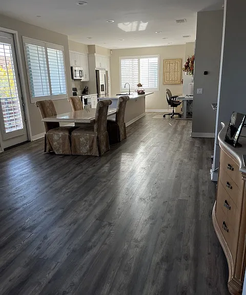 715 Seaside St — Photo 4
