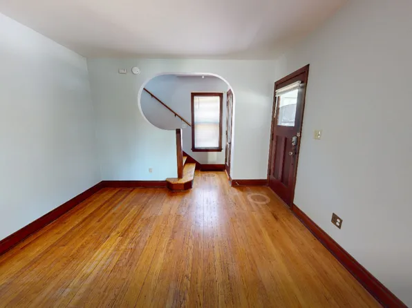 785 N Maple Rd, Ann Arbor, MI