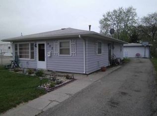 902 S 8th St, Norfolk, NE 68701