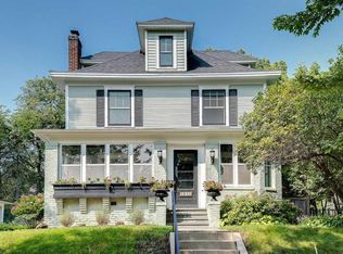 4016 Queen Ave S, Minneapolis, MN 55410